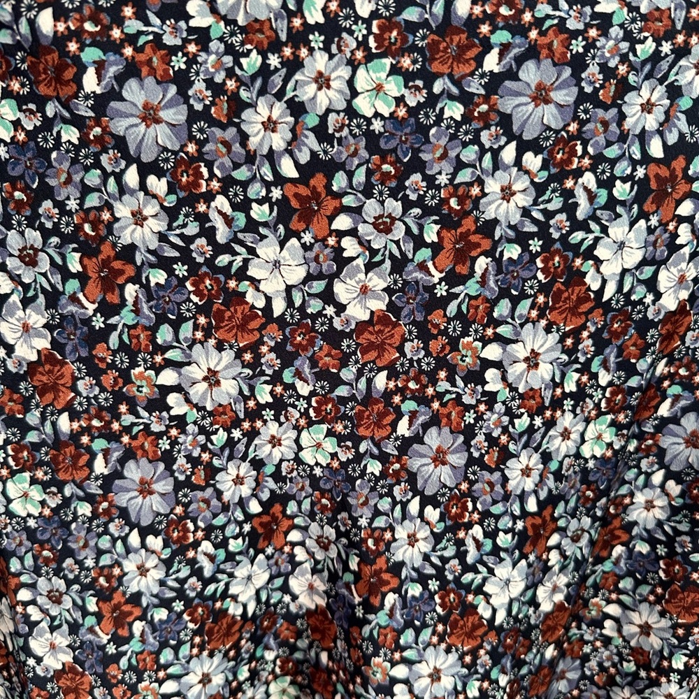 Loft Satiny Floral Print Women's Skirt S Pull-On - Picture 3 of 4
